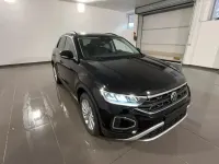 Nuova VW T-Roc Edition 150 CV (110 kW) 2026 0e0e  grenadill black met. SUV