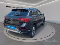 Usata VW T-Roc Style 110 CV (80 kW) 2023 Nero perla SUV