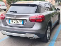 Usata Mercedes GLA200 136 CV (100 kW) 2017 Grigio SUV