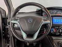 Usata Lancia Ypsilon Gold 94 CV (69 kW) 2023 Bianco Utilitaria