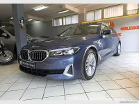 Usata BMW 530 Luxury Line 249 CV (183 kW) 2022 Blu/azzurro Berlina