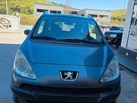 Usata Peugeot 1007 70 CV (51 kW) 2005 Grigio Monovolume