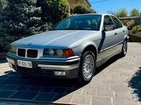 Usata BMW 318 Efficient Dynamics 116 CV (85 kW) 1996 Grigio Berlina
