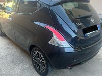 Usata Lancia Ypsilon 69 CV (50 kW) 2018 Nero Utilitaria