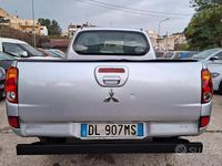Usata Mitsubishi L200 Invite 136 CV (100 kW) 2008 Grigio Pick-up
