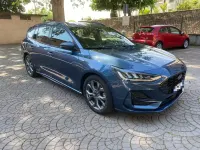Begagnad Ford Focus ST-Line 125 HK (91 kW) 2023 Blå Kombi