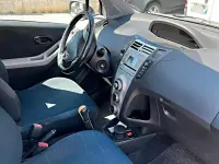 Usata Toyota Yaris Luna 86 CV (63 kW) 2007 Grigio Utilitaria