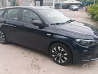 Usata Fiat Tipo Business 120 CV (88 kW) 2021 Bluazzurro Station wagon