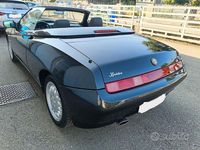Usata Alfa Romeo Spider 128 CV (94 kW) 1996 Nero Cabrio