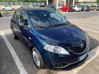 Usata Lancia Ypsilon Silver 69 CV (50 kW) 2017 Verde Utilitaria