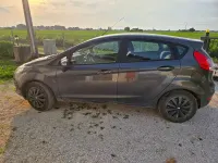 Usata Ford Fiesta Business Edition 80 CV (58 kW) 2016 Grigio Utilitaria