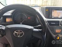 Usata Toyota iQ 90 CV (66 kW) 2009 Nero Utilitaria