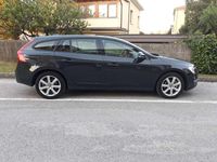 Usata Volvo V60 Momentum 120 CV (88 kW) 2017 Station wagon