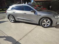 Usata Audi e-tron Comfort 230 kW (313 CV) 2019 Grigio SUV