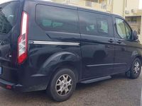Usata Ford Tourneo Custom 125 CV (91 kW) 2015 Nero Furgone