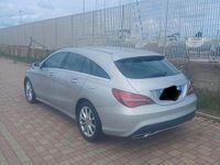 Usata Mercedes GLA200 156 CV (114 kW) 2016 Grigio SUV