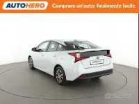 Usata Toyota Prius Active 98 CV (72 kW) 2021 Bianco Utilitaria
