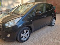 Usata Kia Venga 90 CV (66 kW) 2010 Nero Utilitaria