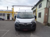 Usata Opel Movano 136 CV (100 kW) 2023 Bianco pastello Furgone