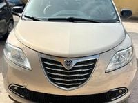 Usata Lancia Ypsilon Gold 69 CV (50 kW) 2015 Utilitaria