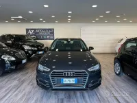 Usado Audi A4 170 CV (125 kW) 2019 Gris Familiar