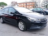 usata Opel Astra 1.6 CDTi Sports Tourer Navi Adata Neo Patentati