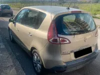Usata Renault Scénic III 110 CV (80 kW) 2010 Monovolume