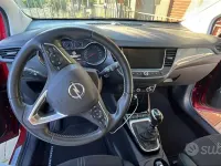 Usata Opel Crossland 110 CV (80 kW) 2024 Rosso SUV