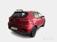 Usata MG ZS Luxury 106 CV (77 kW) 2022 Rosso SUV