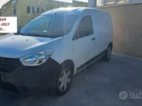 Usata Dacia Dokker 102 CV (75 kW) 2017 Bianco Monovolume
