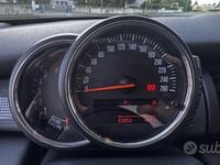 Occasion Mini Cooper D 116 ch (85 kW) 2015 Gris Citadine