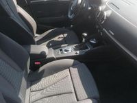 Usata Audi A3 150 CV (110 kW) 2015 Grigio