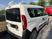 Usata Fiat Doblò Easy 95 CV (69 kW) 2019 Bianco Monovolume