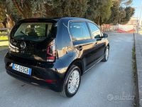Usata VW up! Move 65 CV (47 kW) 2021 Nero Utilitaria