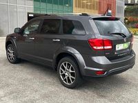 Usata Fiat Freemont Lounge 170 CV (125 kW) 2014 Grigio SUV