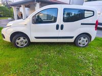 Begagnad Fiat Qubo Lounge 77 HK (56 kW) 2017 Vit Minibuss