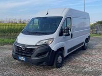 Usata Opel Movano S 140 CV (102 kW) 2022 Bianco pastello Furgone