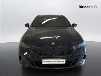 Usata BMW 520 Shadowline 197 CV (144 kW) 2024 Black sapphire metallizzato Station wagon