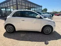 Usata Fiat 500e La Prima 42 kW (58 CV) 2024 Bianco Berlina