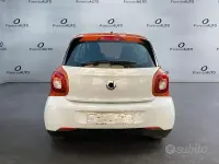 Usata Smart ForFour 90 CV (66 kW) 2016 Bianco Utilitaria