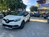Usata Renault Captur 90 CV (66 kW) 2015 Beige SUV