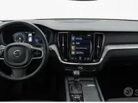 Usata Volvo V60 Business Edition 150 CV (110 kW) 2020 Nero Station wagon