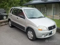 Usata Suzuki Ignis 83 CV (61 kW) 2002 Grigio Utilitaria