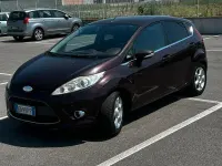 Usata Ford Fiesta 97 CV (71 kW) 2010 Berlina