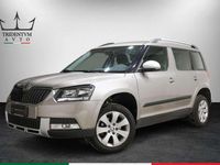 Usata Skoda Yeti Outdoor Elegance 110 CV (80 kW) 2014 Grigio SUV