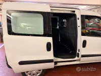 Usata Opel Combo 120 CV (88 kW) 2014 Bianco Monovolume