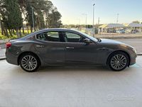 Usata Maserati Ghibli GT 330 CV (242 kW) 2022 Grigio scuro Berlina