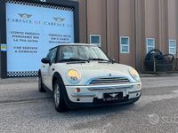 Begagnad Mini One D 88 HK (64 kW) 2005 Beige Halvkombi