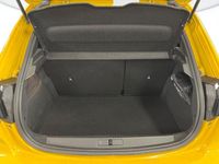 Usata Peugeot 208 Allure 100 CV (73 kW) 2021 Giallo faro Utilitaria