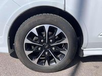 Usata Ford Tourneo Sport 170 CV (125 kW) 2023 Bianco Monovolume